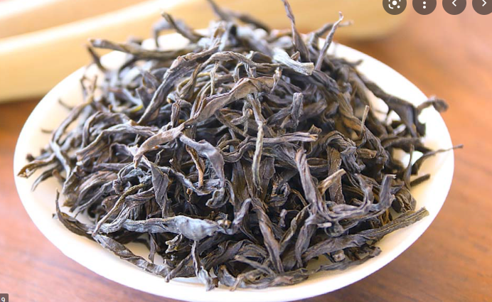 Dan Chong (Phoenix Mountain) Oolong 鳯凰單欉烏龍茶