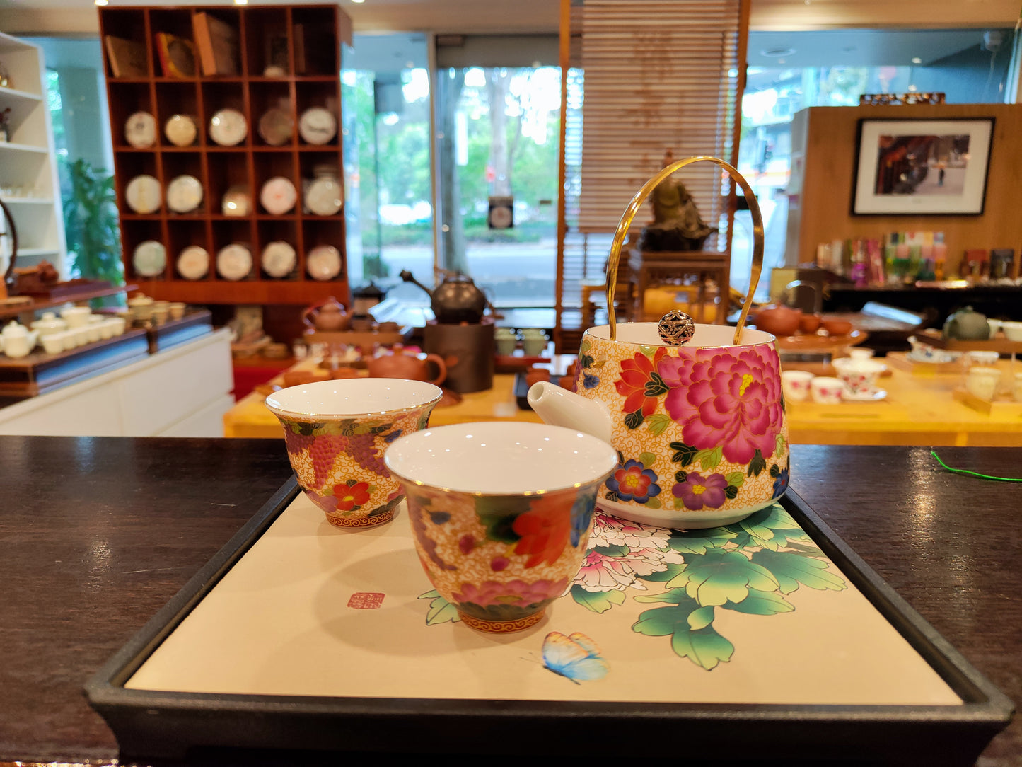 Premium Ceramic Teapot set with Tray