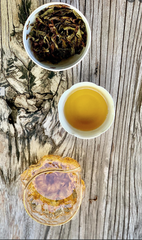 Dan Chong (Phoenix Mountain) Oolong 鳯凰單欉烏龍茶